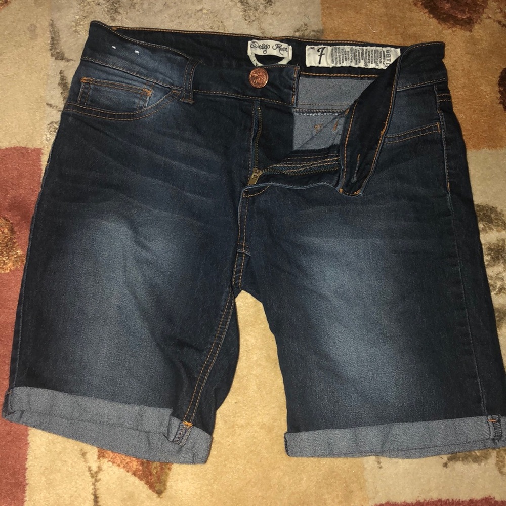 Denim shorts size 7